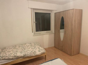 Room with balcony, 5 min to Central Station